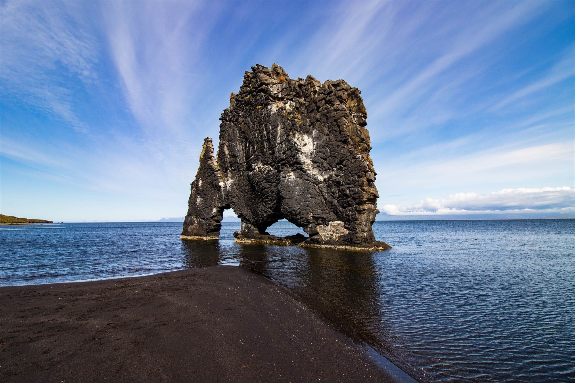 Guide To Hvitserkur Rock, Iceland